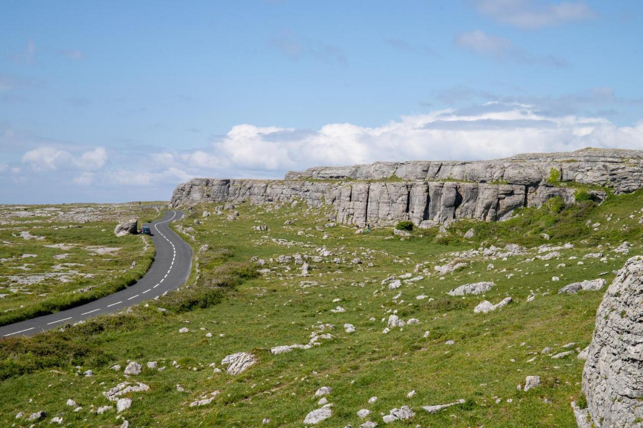 Into The Burren Hotel Murroogh Bagian luar foto