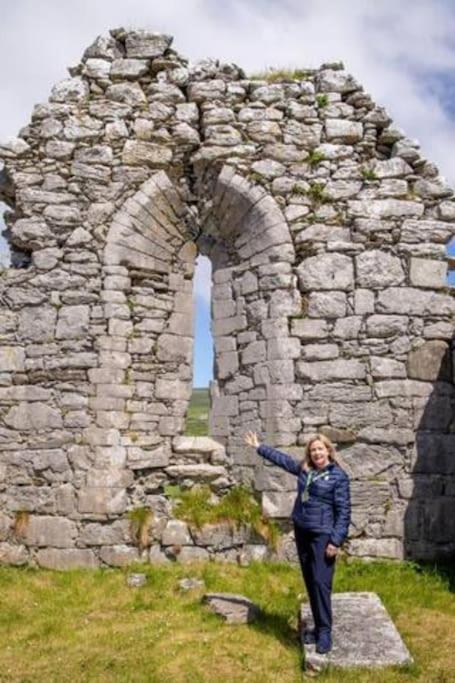 Into The Burren Hotel Murroogh Bagian luar foto