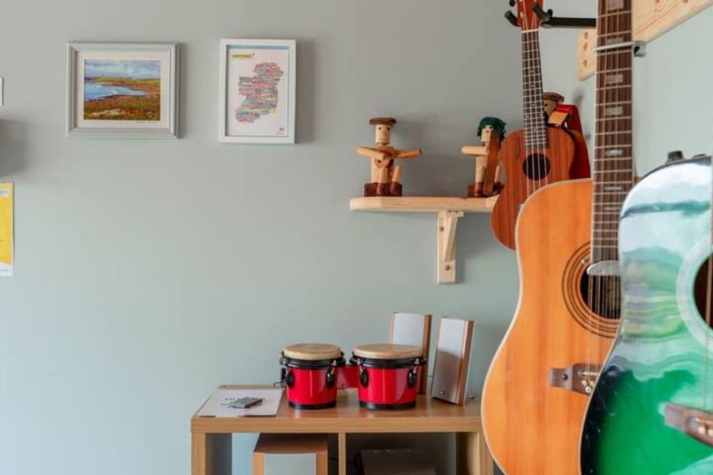 Into The Burren Hotel Murroogh Bagian luar foto